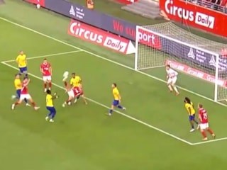 Eski Fenerbahçeli Michael Frey'in röveşata golü gündem oldu