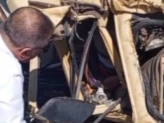 Kayseri'de sıkıştığı arazözün içinden belediye başkanına seslendi: Bana kızıyor musun?