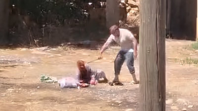 Şanlıurfa'da dehşete düşüren olay: 85 yaşındaki annesini sopayla dövdü