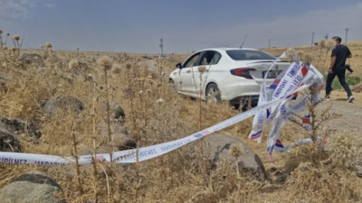 Diyarbakır'da arazide kadın cesedi bulundu