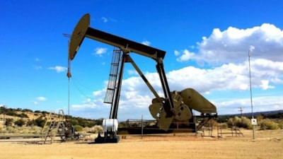 ABD'nin stratejik petrol rezervi 300 milyon varilin altına geriledi