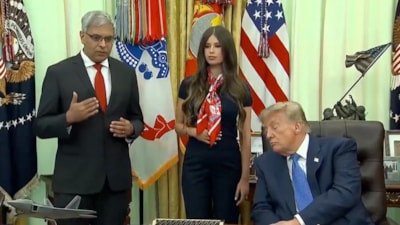 Donald Trump, sağlık toplantısında gözlerini açamadı: Uyuyakaldı