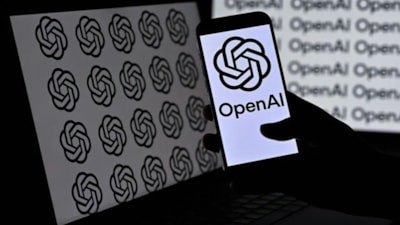 OpenAI, ChatGPT güncellemesini tehlikeli olduğu gerekçesiyle durdurdu
