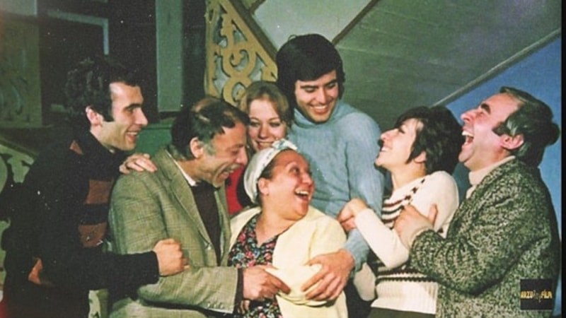 Bizim Aile: Arzu Film'in 50 Yıllık Efsanesinin TV Dizisine Dönüşü