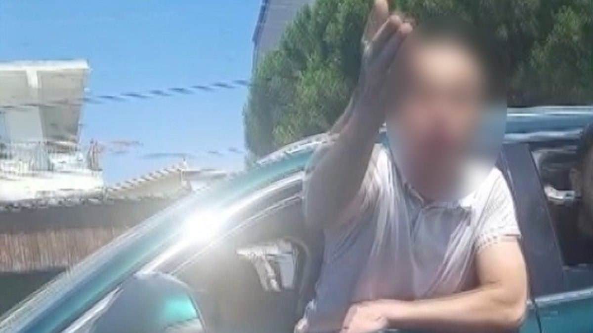 İzmir'de trafikteki tartışma taşlı saldırıya dönüştü