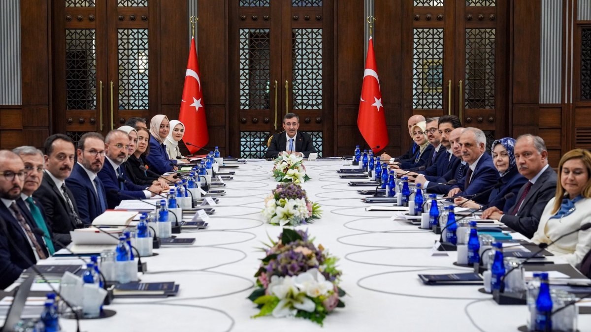 Nüfus Politikaları Kurulu, çocuk bakımı ve iş-aile dengesini konuştu