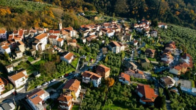 150 nüfuslu köy kapılarını açtı: Yemek ve konaklama ücretsiz