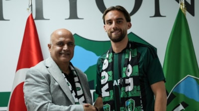 Kocaelispor, Berkan Kutlu’yu renklerine bağladı