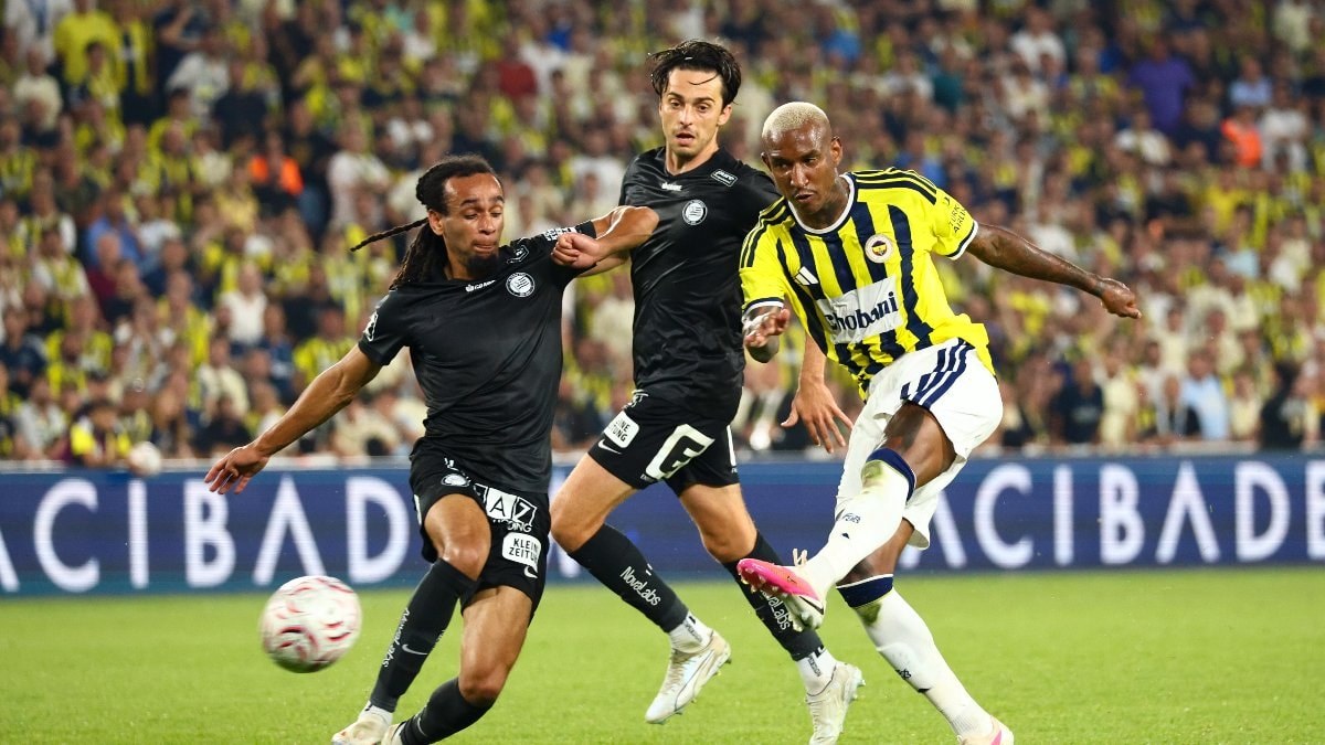 Sturm Graz - Fenerbahçe maçının ilk 11'leri