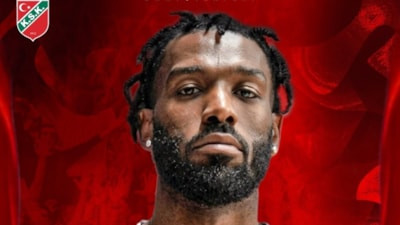 Karşıyaka, Rashard Kelly'i transfer etti
