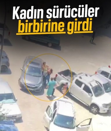 İzmir'de yol verme kavgasında kadın sürücüler birbirine saldırdı