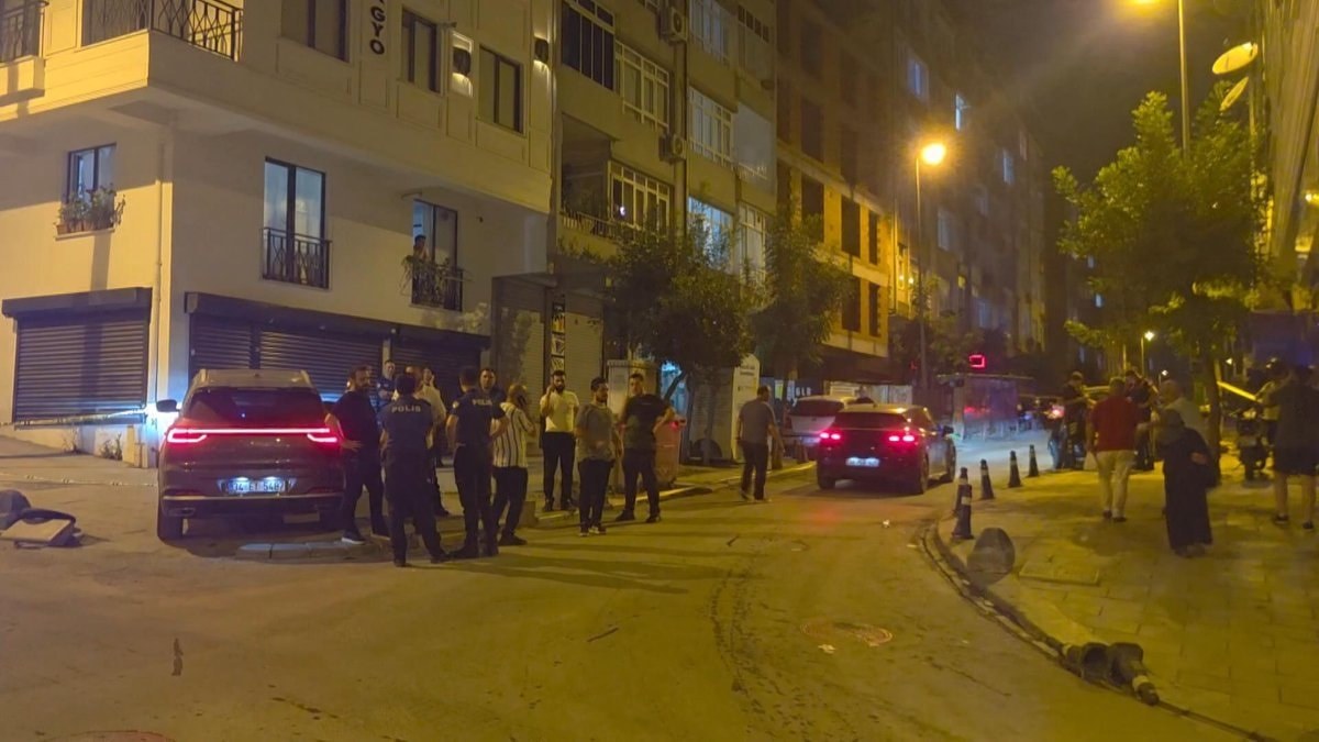 İstanbul'da silahlı kavgada 1'i ağır 2 kişi yaralandı