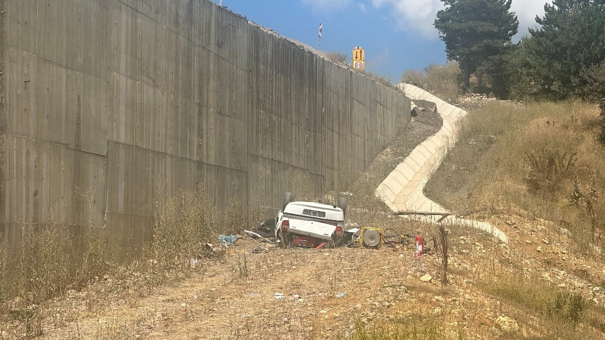 Kastamonu'da otomobil 15 metre yükseklikten uçtu