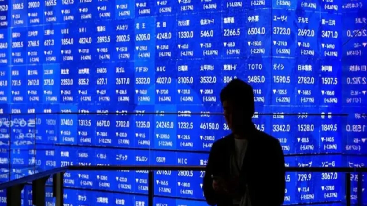 Asya borsaları Hong Kong hariç pozitif seyrediyor