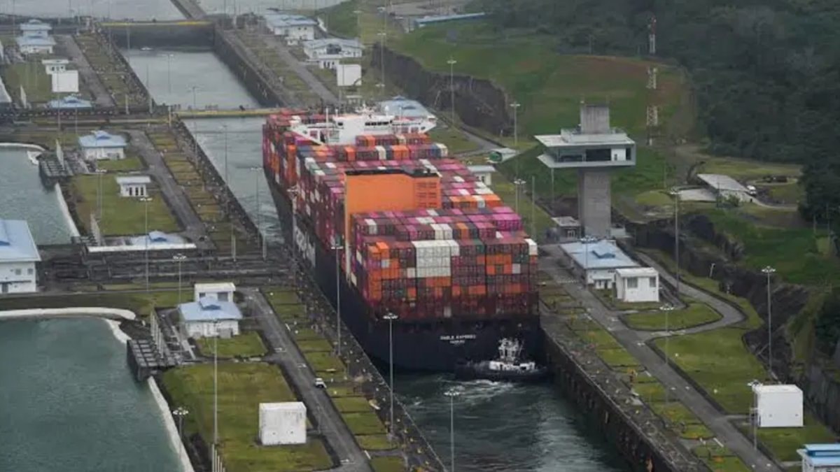 Panama Kanalı'nın geçiş ücretleri rekor seviyeye ulaştı