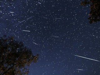 Perseid meteor yağmuru en yoğun şekilde bugün ve yarın yaşanacak: En ideal seyir şansı bu gece