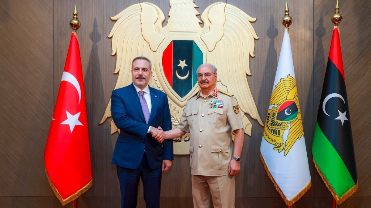 Hakan Fidan, Halife Hafter ile görüştü