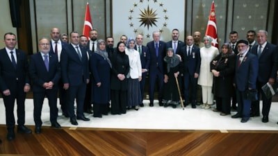 Cumhurbaşkanı Erdoğan, şehit ailelerini Cumhurbaşkanlığı Külliyesi’nde kabul etti
