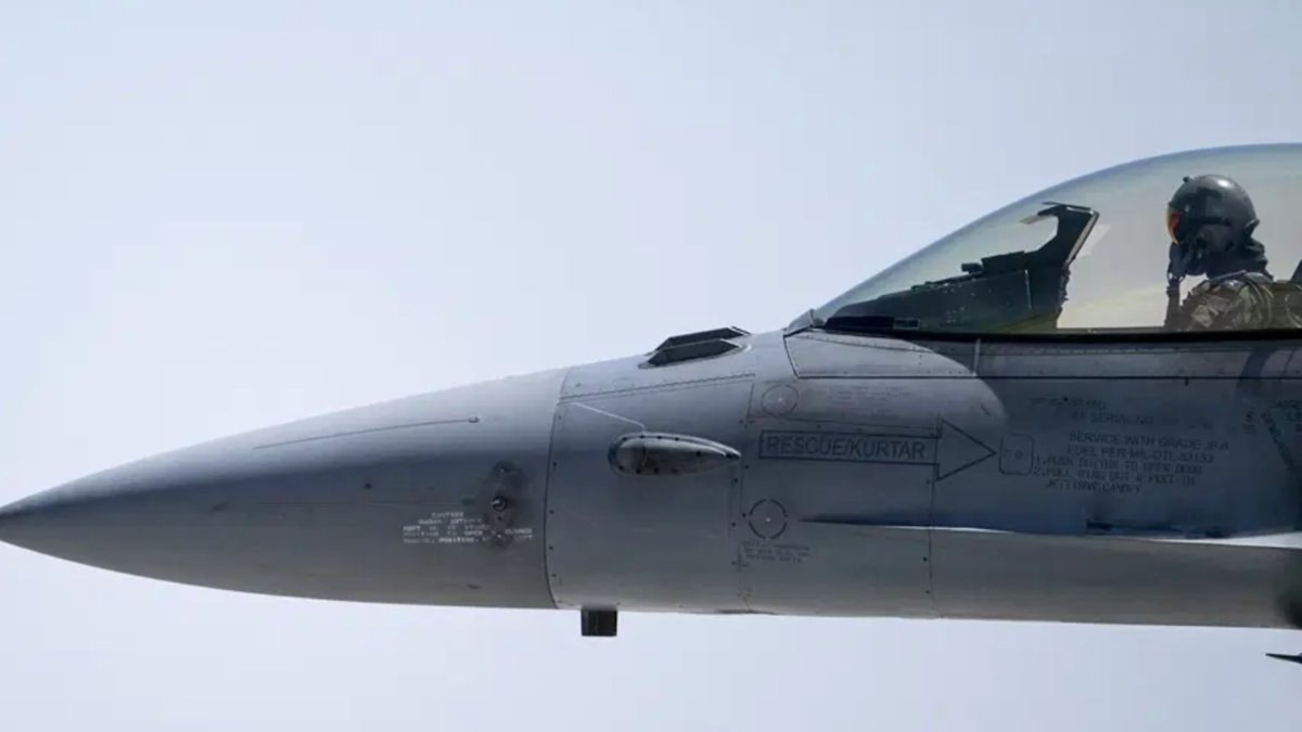 NATO hava sahasında İHA alarmı: Türk jetleri havalandı