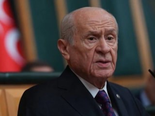 Devlet Bahçeli'den AK Parti'nin 25. yılına özel çelenk