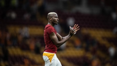 Victor Osimhen'den transfer söylentilerine yanıt!