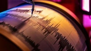 Endonezya'da 7,7 büyüklüğünde deprem