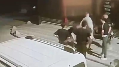 İstanbul'da sokak ortasında silahlı saldırı
