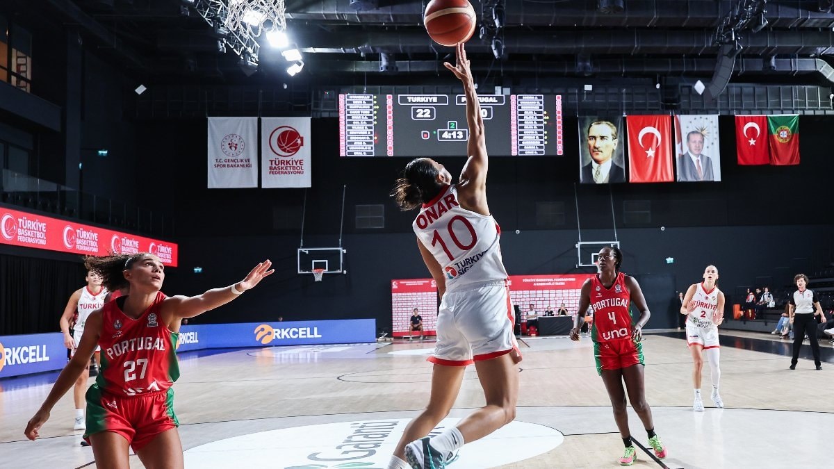 A Milli Kadın Basketbol Takımı, hazırlık maçında Portekiz'i mağlup etti