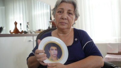 Kocaeli'de 18 mezar açtıran depremzede, 4 yıl sonra oğlunun cenazesine ulaştı