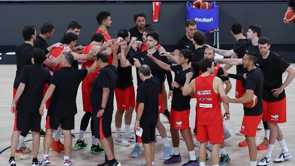 A Milli Erkek Basketbol Takımı, Litvanya maçı hazırlıklarına başladı