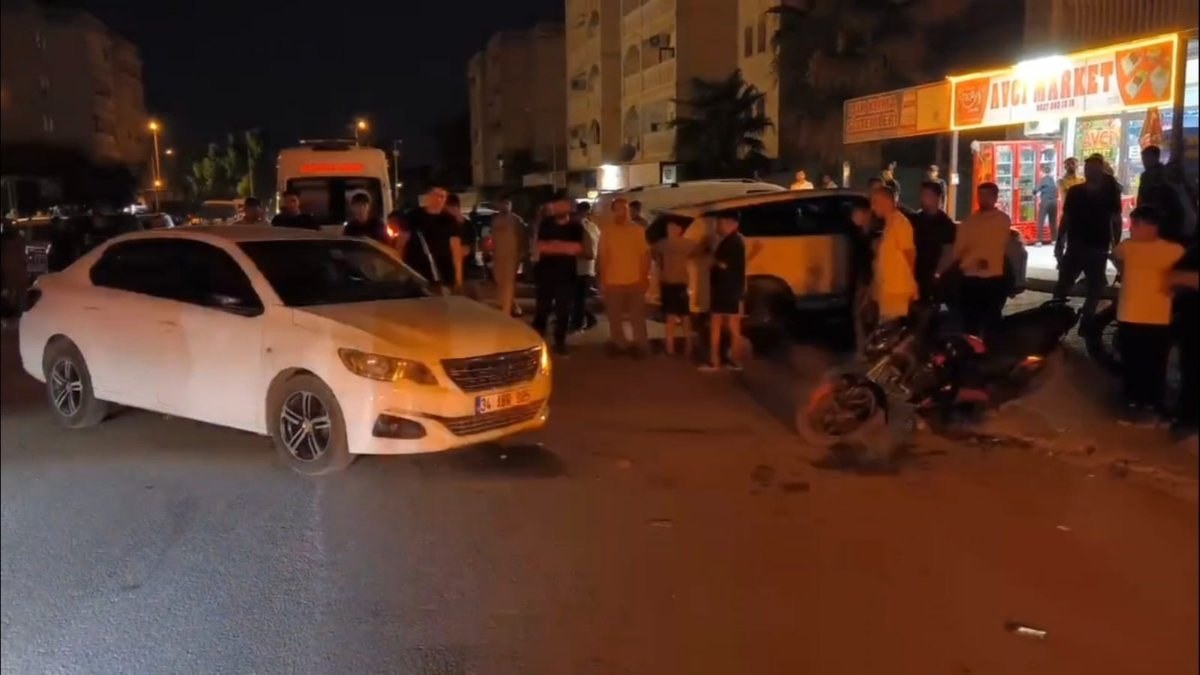 Mardin'de trafik kazası sonrası bıçaklı kavga çıktı: 1'i ağır 3 yaralı