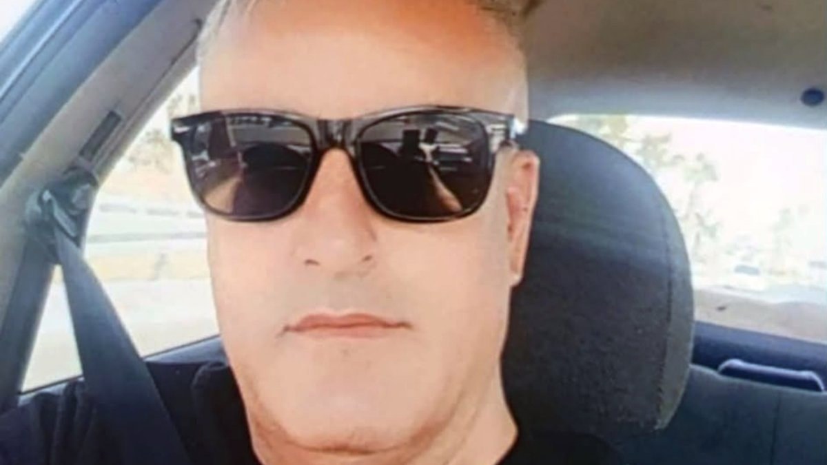 Hatay'da gümrük kapısında iki tır arasında sıkıştı