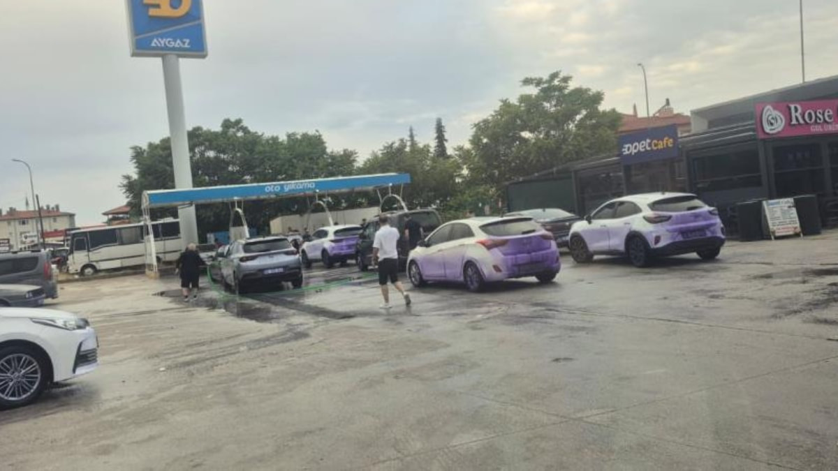 Afyonkarahisar araçları mora boyayan yol: Sorumlular hakkında soruşturma başlatıldı