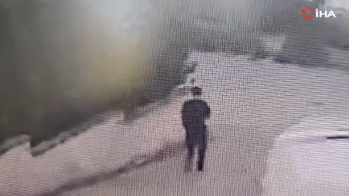 Bursa'da evlere tırmanan hırsız yakalandı: 75 kamera görüntüsü incelenerek tespit edildi
