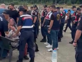 Rize'de köylüler ile jandarma ekipleri arasında gergin anlar yaşandı