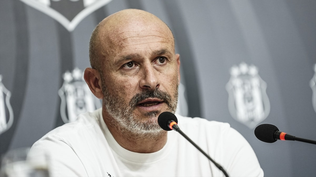 Vincenzo Italiano, Dusan Vlahovic kararını canlı yayında duyurdu