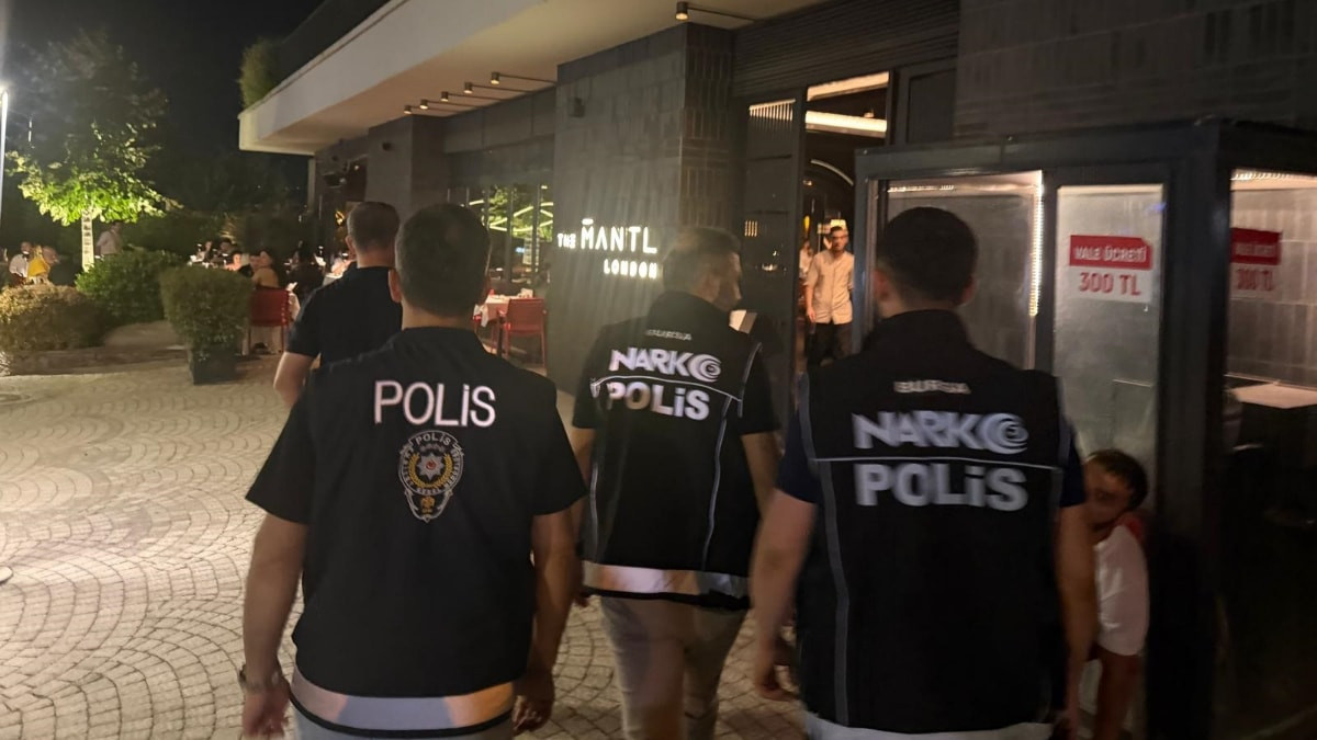 Bursa'da polis denetimi: 8 kişi yakalandı