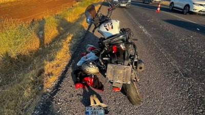 Diyarbakır'da kamyonet ile motosiklet çarpıştı: 1 ölü 1 yaralı