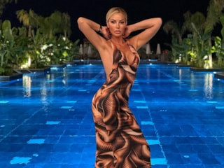 Petek Dinçöz'ün bikinili kareler! Son haline yorum yağdı