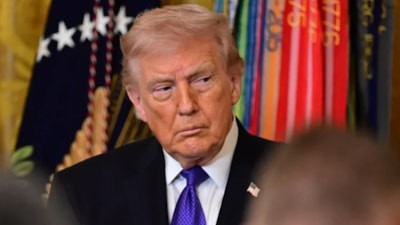 İran'dan Trump'ın ekonomik tehditlerine cevap: Hukuka aykırı