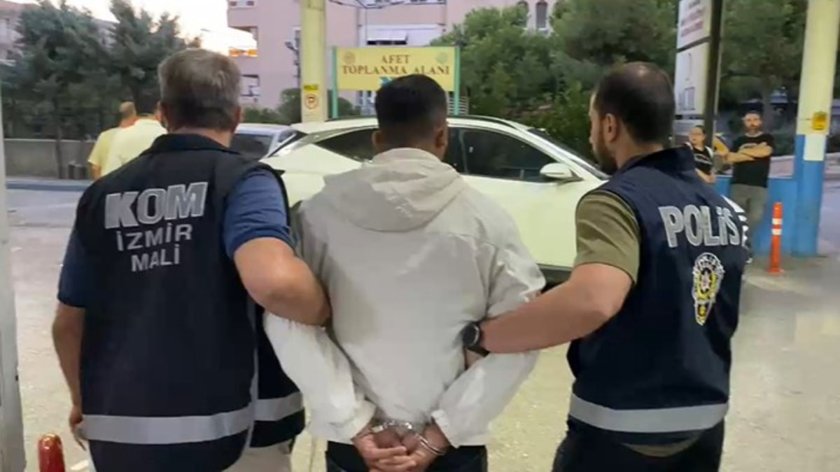 Göztepe taraftar grupları Yalı ve Forza'ya operasyon