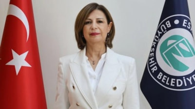 Eskişehir Büyükşehir Belediye Başkanı Ünlüce, CHP'den istifa etti: Yeni Partiye katıldı