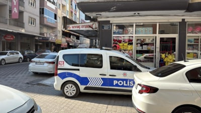 Manisa'da eşini boğmaya çalışan koca gözaltına alındı