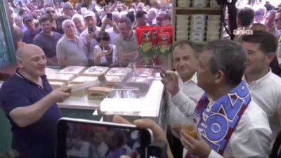 Özgür Özel'den 'İstanbul'un fethi' gafı: 1483'te fethedildi