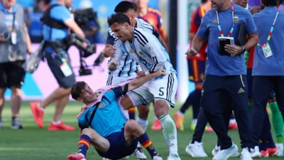 FIFA, Arjantin'e ceza yağdırdı: Paredes'e 10, Molina'ya 7 maç men!