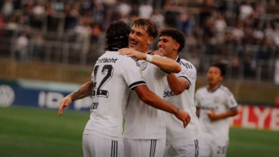 Can Uzun şov yaptı! Eintracht Frankfurt'tan 11 gollü galibiyet
