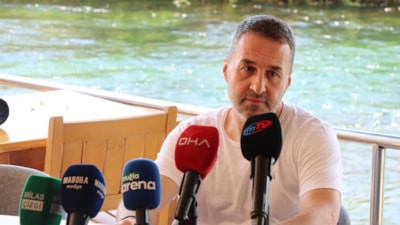 Yalçın Koşukavak, kadın gazetecilere yönelik sözleri için özür diledi!