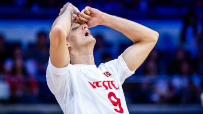 Efe Mandıracı, A Milli Erkek Voleybol Takımı'nın kadrosundan çıkarıldı