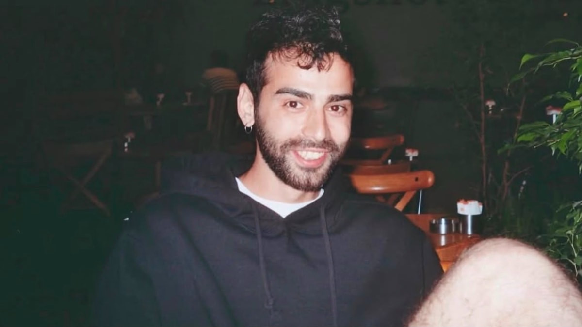 İstanbul'da otomobil hafriyat kamyonuyla çarpıştı: Genç kameraman hayatını kaybetti