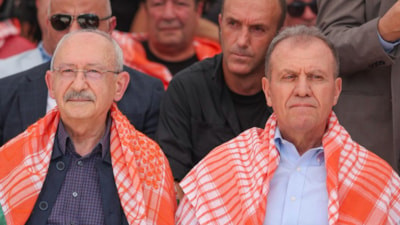 Mersin Büyükşehir Belediye Başkanı Vahap Seçer, CHP’de kalacağını açıkladı